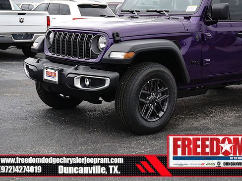 New 2026 Jeep Gladiator Sport AWD/4WD image 42