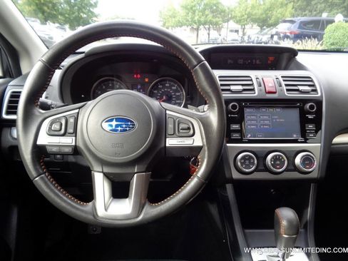 Used 2016 Subaru Crosstrek 2.0i Premium image 10