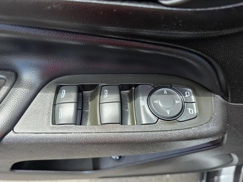 Used 2024 Chevrolet Equinox LT AWD/4WD image 12