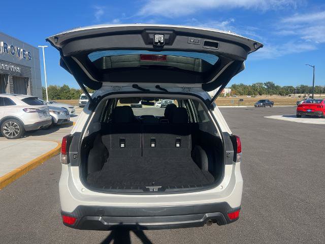 Used 2021 Subaru Forester Premium AWD/4WD image 8
