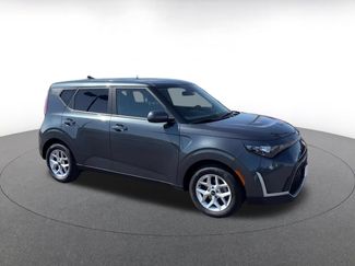Used 2025 Kia Soul LX w/ LX Technology Package FWD video 2
