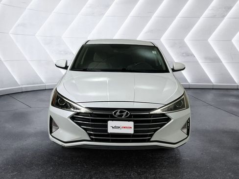 Used 2019 Hyundai Elantra SE image 2