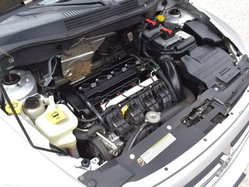 Used 2011 Dodge Caliber Heat FWD image 26