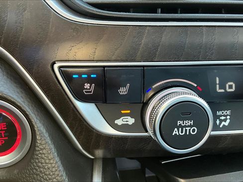 Used 2021 Honda Accord Touring image 24