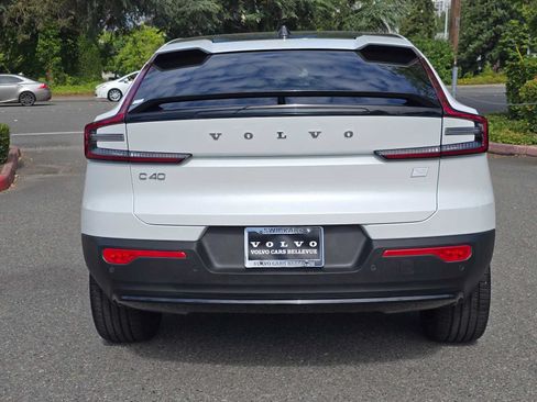 Certified 2023 Volvo C40 P8 Recharge Ultimate AWD/4WD image 5