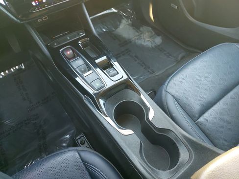 Used 2022 Chevrolet Bolt EUV Premier w/ Sun & Sound Package image 23