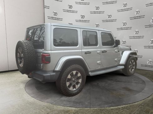 Used 2019 Jeep Wrangler Unlimited Sahara image 5