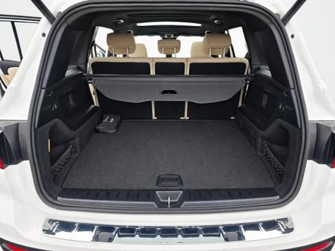 New 2026 Mercedes-Benz GLB 250 4MATIC image 12