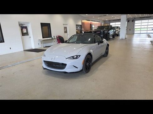 New 2025 MAZDA MX-5 Miata Club image 26