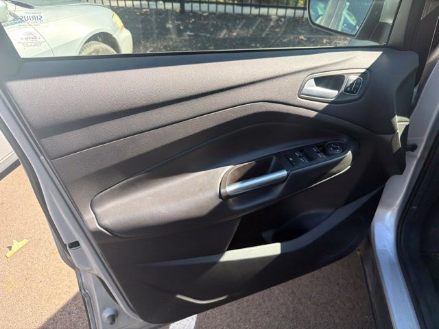 Used 2017 Ford Escape Titanium FWD image 17