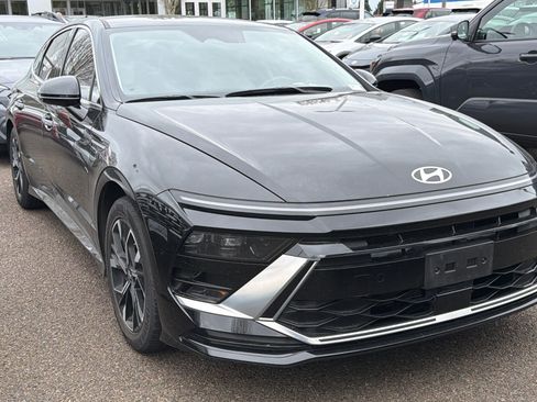 Used 2025 Hyundai Sonata SEL image 2