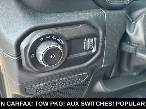 Used 2026 Jeep Wrangler Unlimited Sahara AWD/4WD image 10