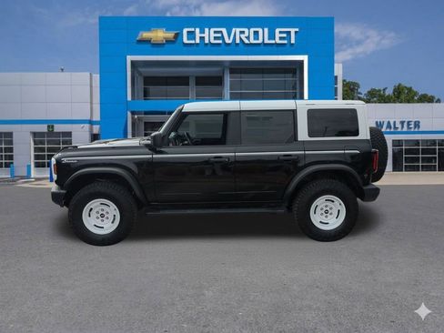 Used 2024 Ford Bronco Heritage Edition image 2