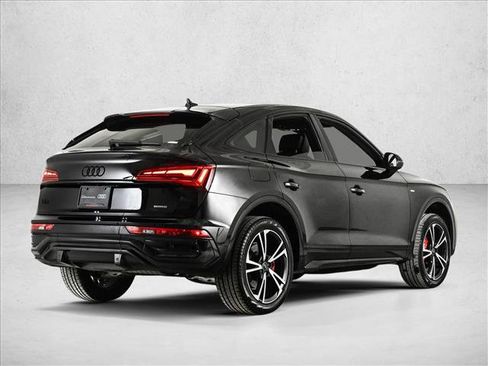 Certified 2025 Audi Q5 2.0T Premium Plus w/ Premium Plus Package image 5