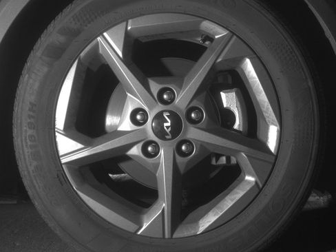 Used 2025 Kia K4 FWD image 13