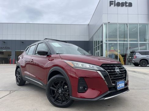 Certified 2024 Nissan Kicks SR w/ SR Premium Package image 1