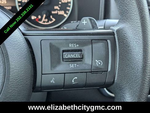 Used 2021 Nissan Rogue S image 24