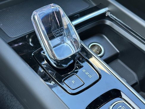 New 2026 Volvo XC60 B5 Plus w/ Climate Package image 19