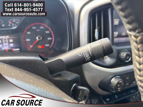 Used 2015 GMC Canyon SLT w/ Driver Alert Package image 21