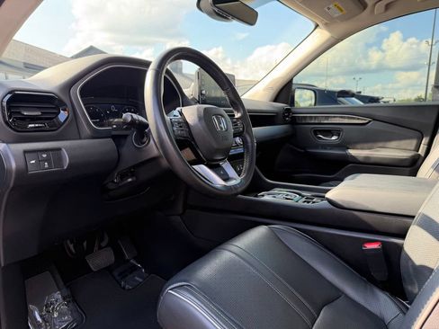 Used 2023 Honda Pilot Elite image 38