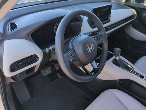 Used 2023 Honda HR-V LX image 10