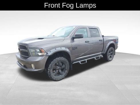 Used 2020 RAM 1500 Express w/ Wheel & Sound Group AWD/4WD image 8