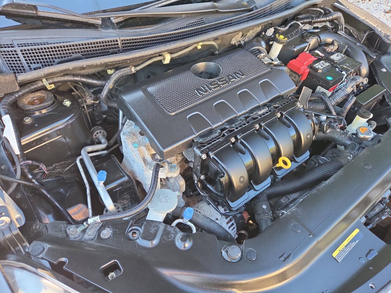 Used 2015 Nissan Sentra SV FWD image 10