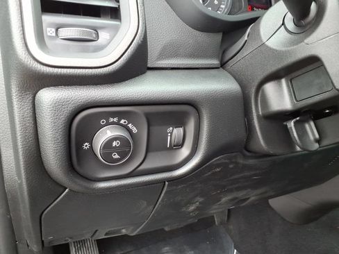 New 2026 RAM 2500 Tradesman AWD/4WD image 10