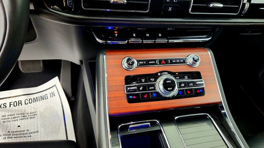 Used 2022 Lincoln Aviator Grand Touring w/ Equipment Group 301A AWD/4WD image 16