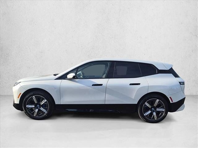 Certified 2024 BMW iX xDrive50 w/ Premium Package AWD/4WD image 9