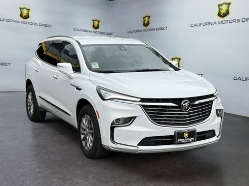 Used 2024 Buick Enclave Premium image 7