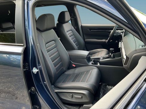 Used 2026 Honda CR-V Sport Touring image 28