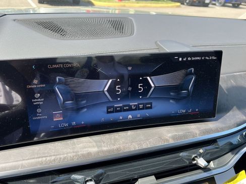 New 2026 BMW X7 xDrive40i AWD/4WD image 18