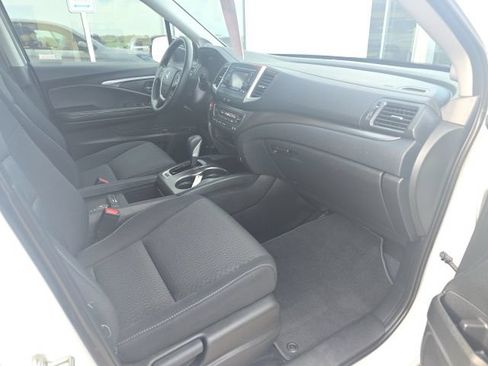 Used 2019 Honda Ridgeline Sport image 5
