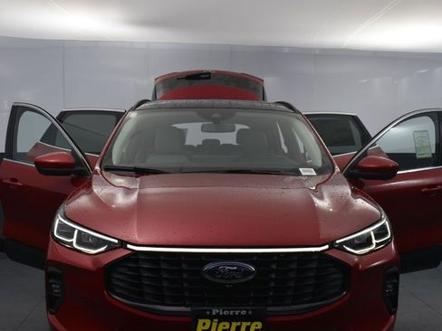 New 2025 Ford Escape SE w/ PHEV Premium Package image 24