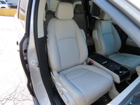 New 2026 Honda Odyssey EX-L image 17