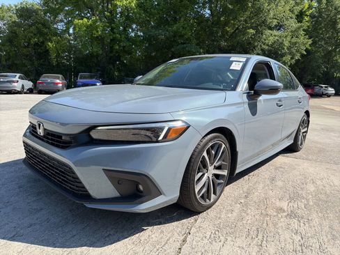 Used 2024 Honda Civic Touring image 1