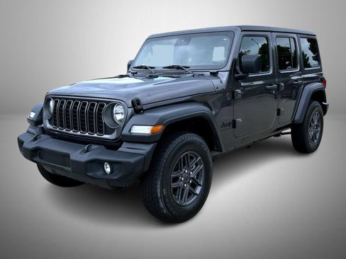 Used 2025 Jeep Wrangler Unlimited Sport AWD/4WD image 1