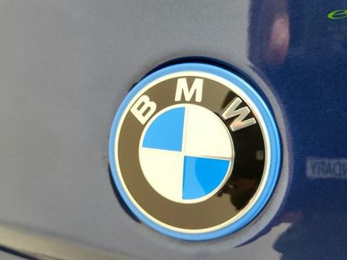 Used 2025 BMW i5 eDrive40i RWD image 35