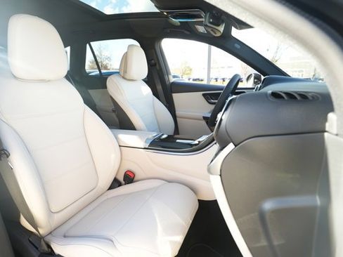 Used 2026 Mercedes-Benz GLC 300 4MATIC image 38