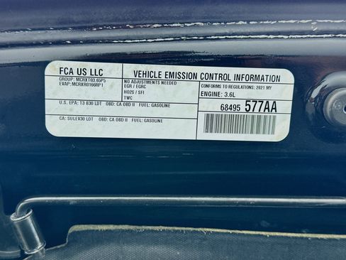 Used 2021 Jeep Gladiator Rubicon w/ Trailer Tow Package AWD/4WD image 21