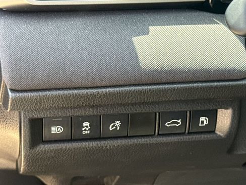 Used 2025 Toyota Camry LE FWD image 20