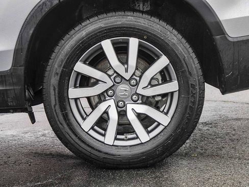 Used 2021 Honda Pilot EX image 6