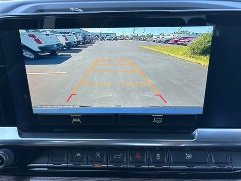 Used 2024 Chevrolet Silverado 1500 LT image 13