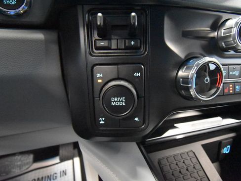 Used 2024 Ford F250 Limited AWD/4WD image 23