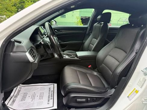 Used 2022 Honda Accord Sport image 12