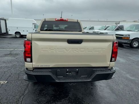 Used 2024 Chevrolet Colorado W/T RWD image 7