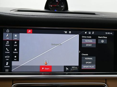 Used 2018 Porsche Panamera 4S image 20