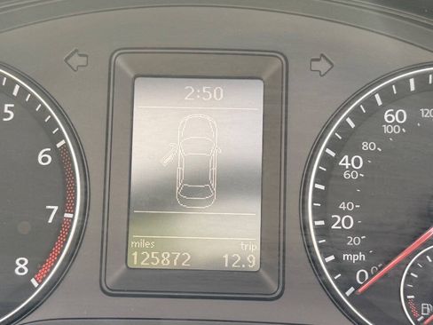 Used 2012 Volkswagen Eos Komfort FWD image 51