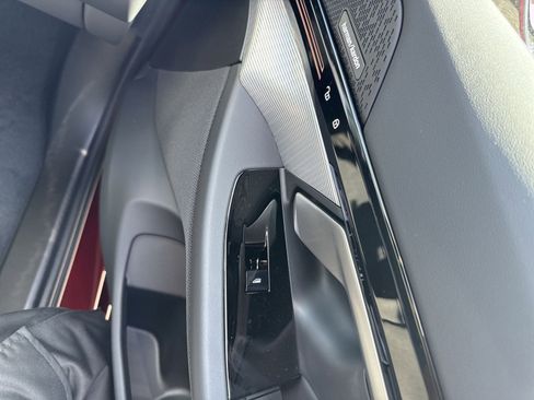 New 2026 BMW 530i xDrive w/ M Sport Package image 35